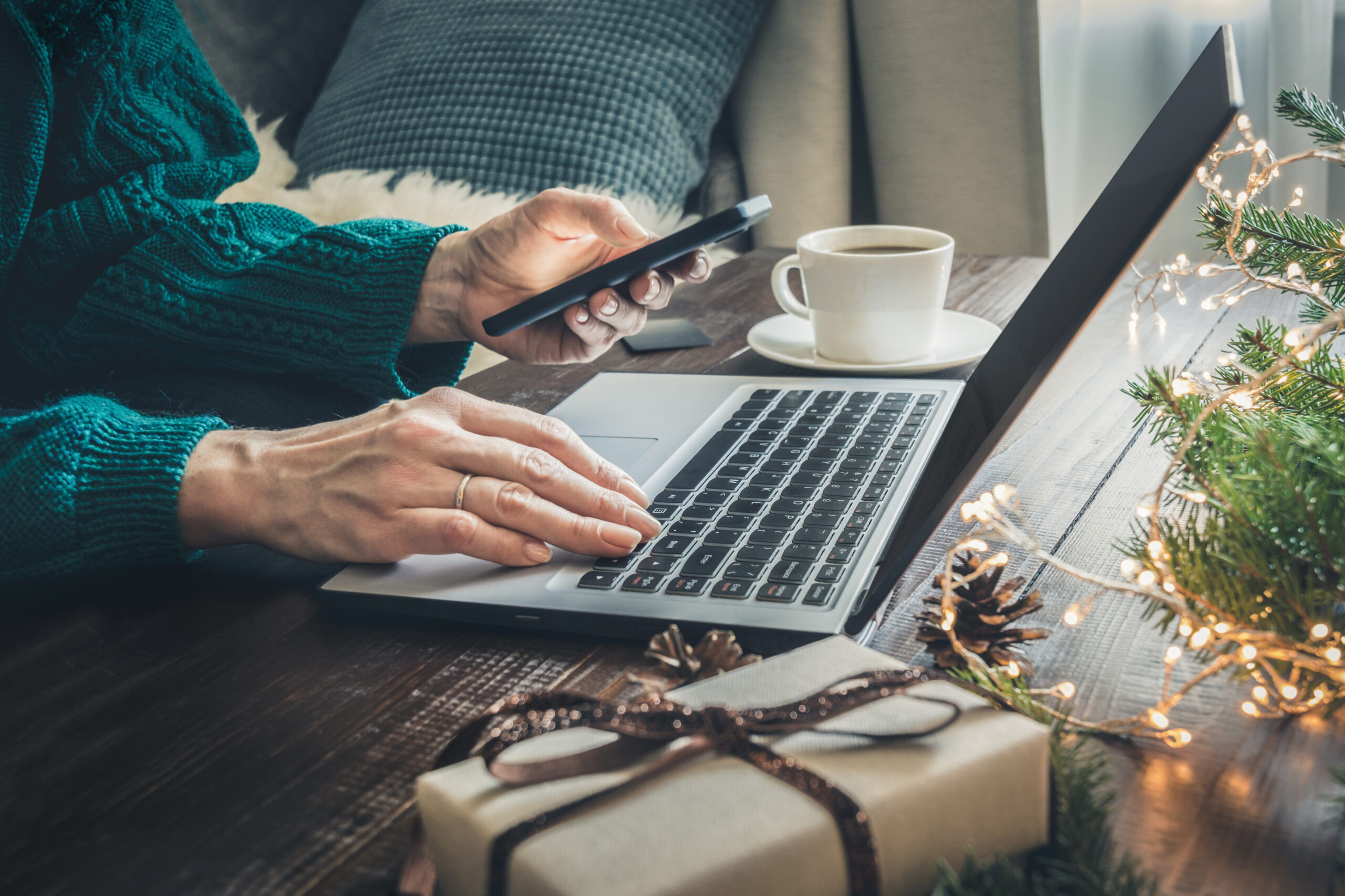Holiday Email Campaigns 101 with FeedBlitz