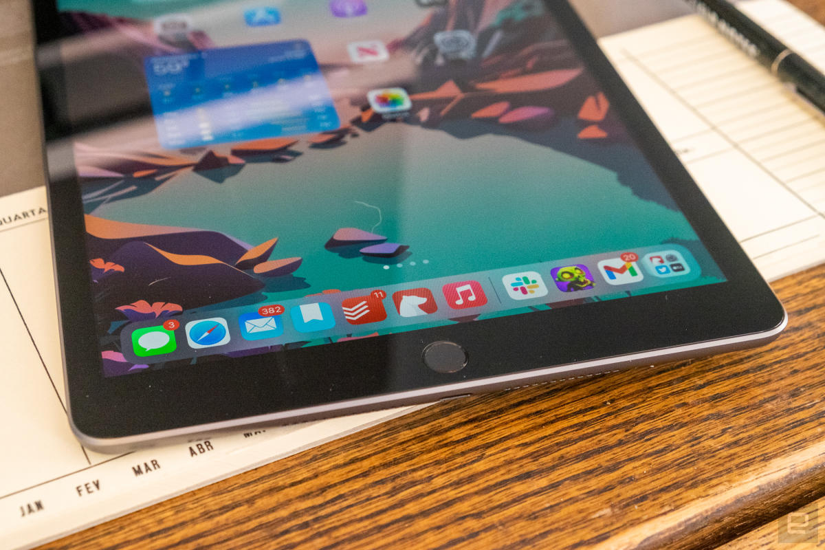 Apple’s 9th-gen iPad is on sale for $229 right now