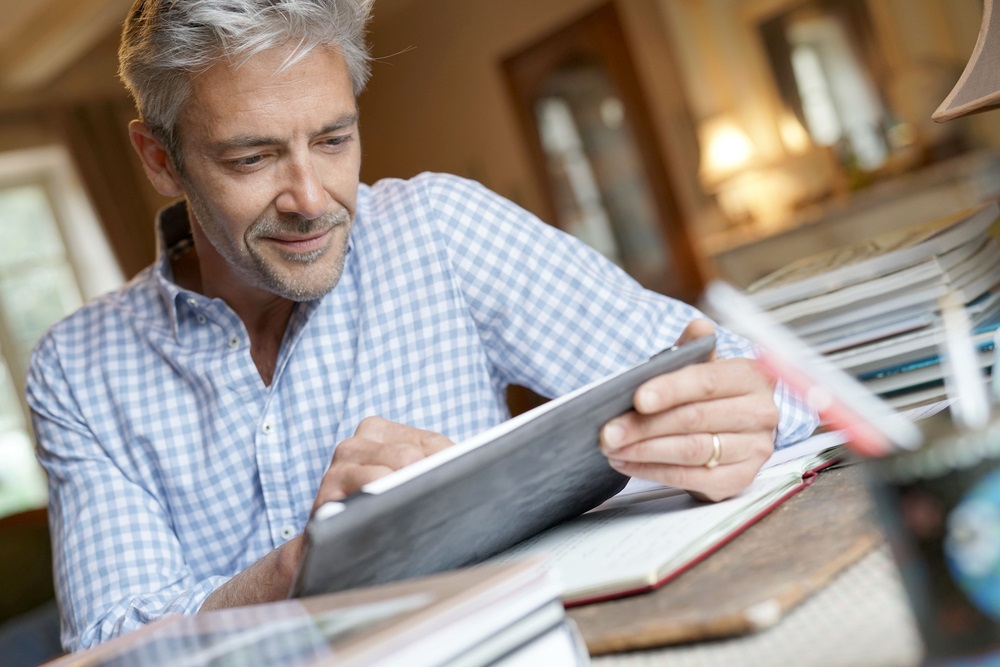 How to Write Better Meeting Summaries That Actually Get Read