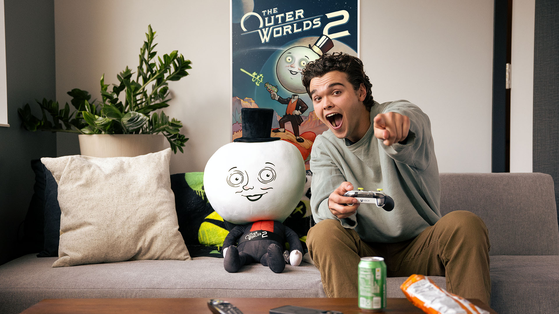 Snacks, Controllers, Validation: The Outer Worlds 2’s Moon Man Couch-Panion Has It All