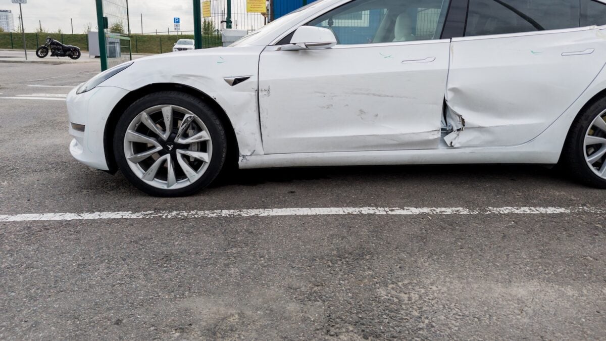 Elon Musk Reportedly Insisted on Troubled Tesla Doors After a Warning