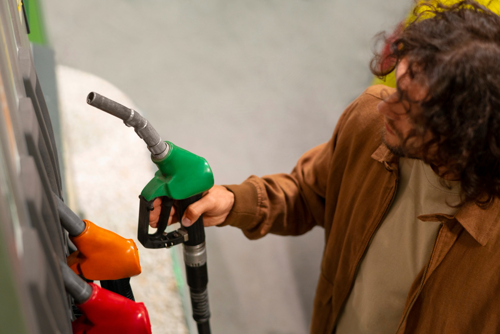 10 Factors That Cause Heating Oil Prices to Rise or Fall